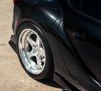 Фото дисков Strasse Wheels S5 Track на Toyota Supra A90