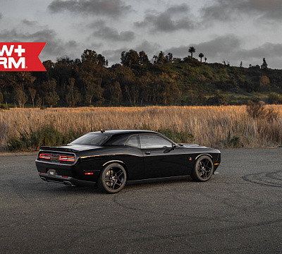 Фото дисков HRE FF11 на Dodge Challenger III