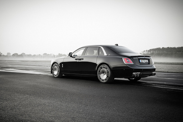 Фото дисков BRABUS Monoblock M (Platinum Edition) Глянцевый тонированный лак на Rolls-Royce Ghost II