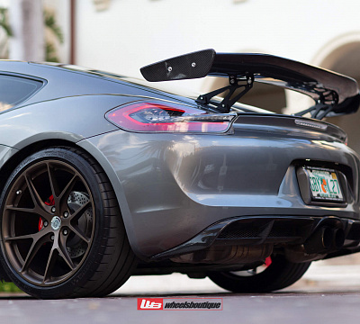 Фото дисков HRE P101 на Porsche Cayman II