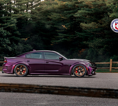 Фото дисков HRE 105 на Dodge Charger VII