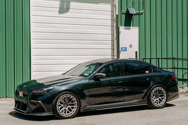 Фото дисков Brixton Forged TR08 AERO1 Другой цвет на BMW 5/M5 (G60/G90)