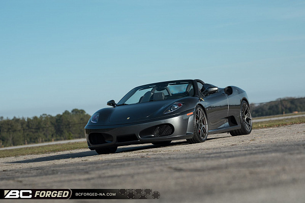 Фото дисков BC Forged KL11 Глянцевый графит на Ferrari F430