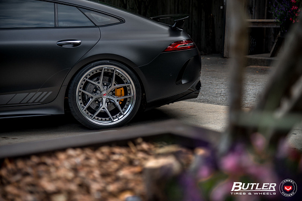 Фото дисков Vossen S21-01 (3-Piece) Глянцевый лак на Mercedes-Benz AMG GT I