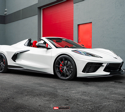 Фото дисков HRE P104SC на Chevrolet Corvette C8