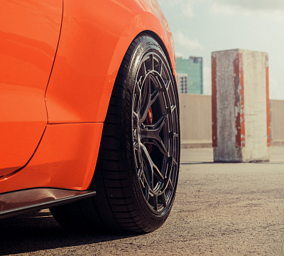 Фото дисков Vossen LC3-01 на Ford Mustang VI
