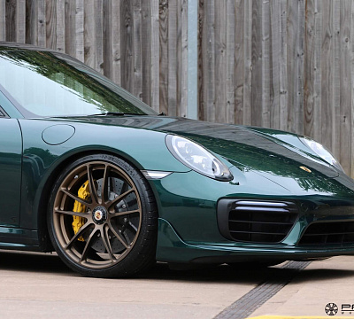 Фото дисков HRE P104 на Porsche 911 VII