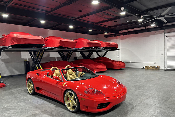 Фото дисков Giovanna Cinque Глянцевое золото на Ferrari 360