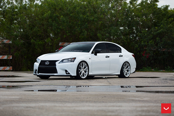 Фото дисков Vossen VFS-6 Серебро на Lexus GS IV