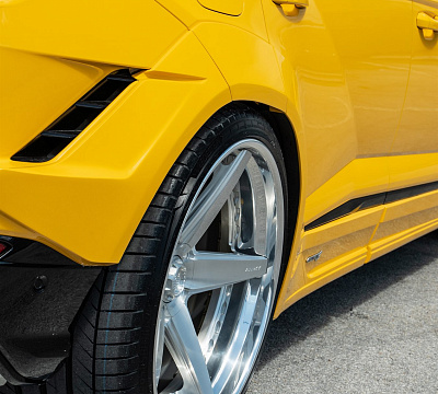 Фото дисков Anrky RS5.3 на Lamborghini Urus