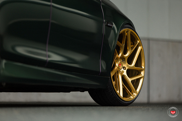 Фото дисков Vossen CG-209T Глянцевое золото на BMW 5/M5 (F10)
