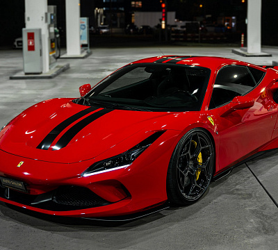 Фото дисков Radi8 R804.C на Ferrari F8