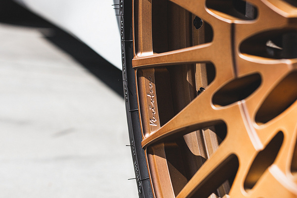 Фото дисков Brixton Forged HS1 Сатиновая медь на Audi E-tron