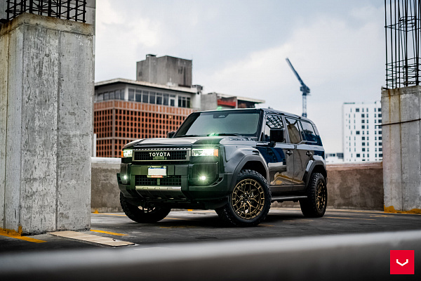 Фото дисков Vossen HFX-1 (6-Lug) Сатиновое темное золото на Toyota Land Cruiser Prado 250
