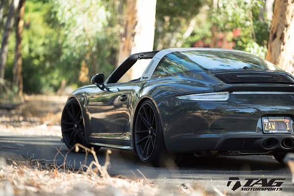 Фото дисков HRE P104 Черный сатин на Porsche 911 VII