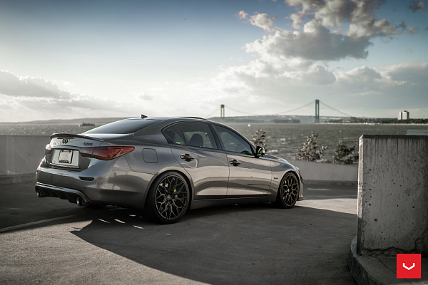 Фото дисков Vossen HF-2 Черный сатин на Infiniti Q50
