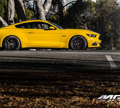 Фото дисков MRR GF9 на Ford Mustang VI