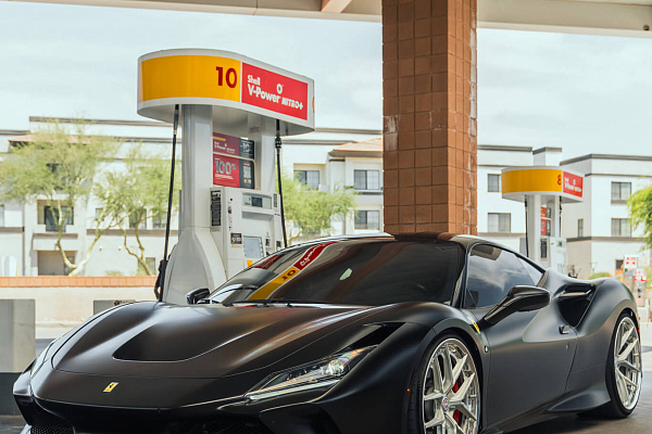 Фото дисков HRE S101SC Сатиновый лак на Ferrari F8