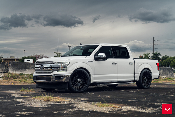Фото дисков Vossen HF-8 Черный глянец на Ford F-150 XIII