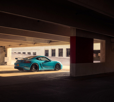Фото дисков HRE 501 на Porsche Cayman III