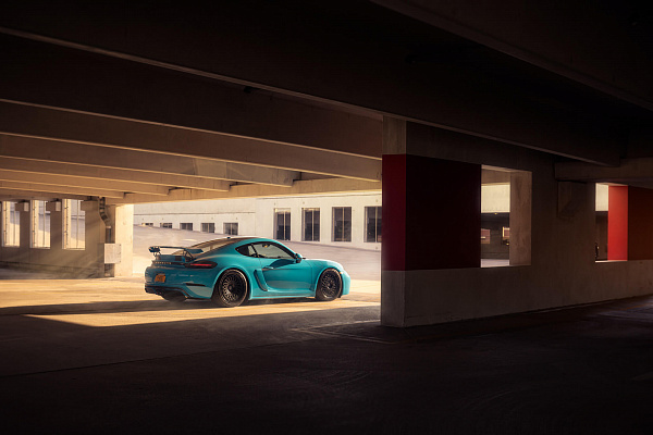 Фото дисков HRE 501 Черный сатин на Porsche Cayman III