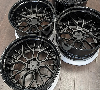 20" двухсоставные диски в черном матовом цвете