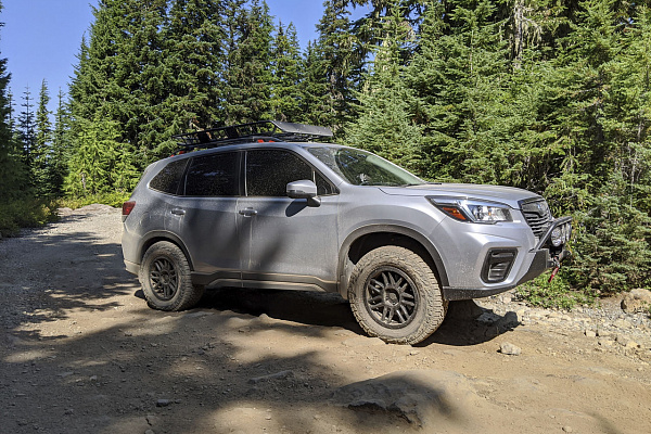 Фото дисков Black Rhino ARCHES Черный матовый на Subaru Forester SK