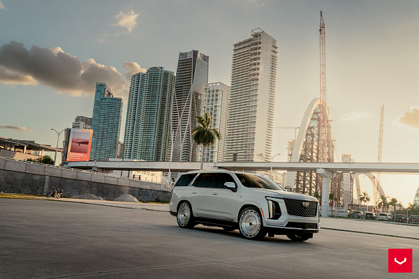 Фото дисков Vossen HF-9 Глянцевый лак на Cadillac Escalade V