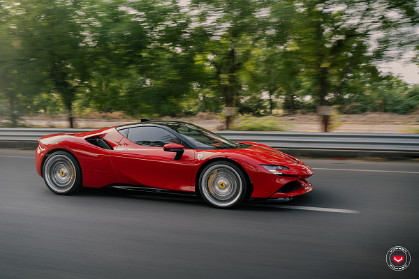 Фото дисков Vossen S21-11T Глянцевый лак на Ferrari SF90