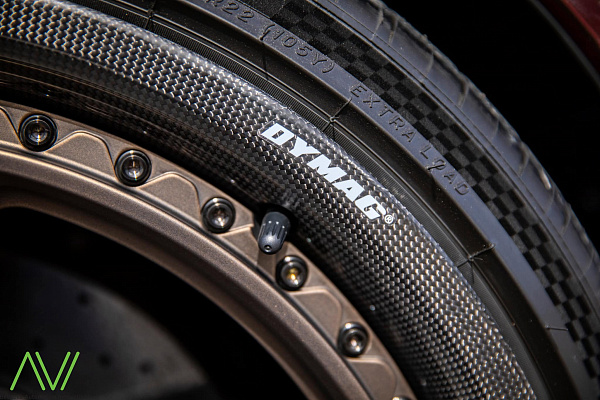 Фото дисков Brixton Forged TR05 Сатиновая бронза на Ferrari 296