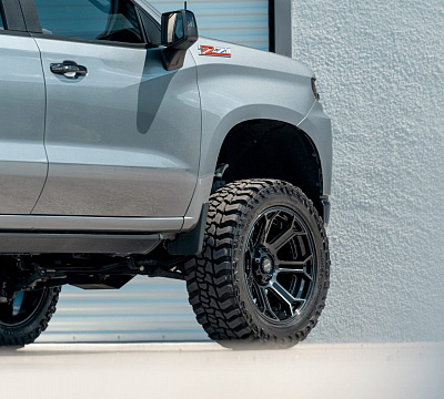 Фото дисков 4PLAY 4P70 на Chevrolet Silverado IV