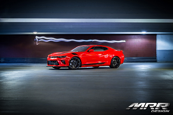 Фото дисков MRR M228 Черный глянец на Chevrolet Camaro VI