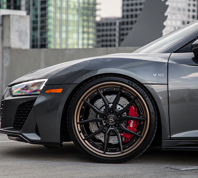 Фото дисков Strasse Wheels SV5 Deep Concave FS на Audi R8 (4S)