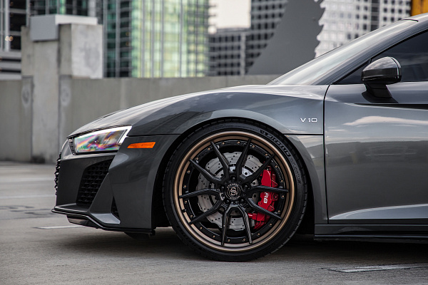 Фото дисков Strasse Wheels SV5 Deep Concave FS Другой цвет на Audi R8 (4S)