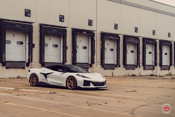 Фото дисков Vossen EVO-3R Глянцевая медь на Chevrolet Corvette C8