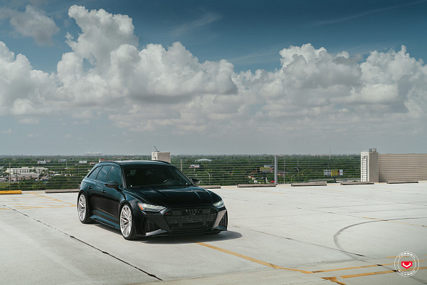 Фото дисков Vossen S21-02 Глянцевый лак на Audi A/RS 6 (C8)