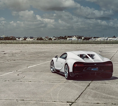 Фото дисков 1886 Wheels S005 на Bugatti Chiron