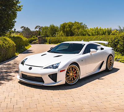 Фото дисков Anrky AN30 на Lexus LFA
