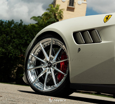 Фото дисков Anrky AN28 на Ferrari GTC4Lusso