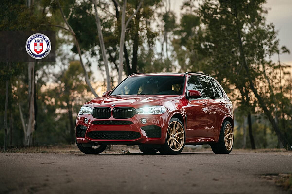 Фото дисков HRE P201 Сатиновое золото на BMW X5/X5 M (F15/F85)