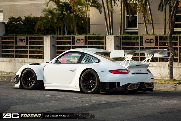 Фото дисков BC Forged RS43 Черный матовый на Porsche 911 VI