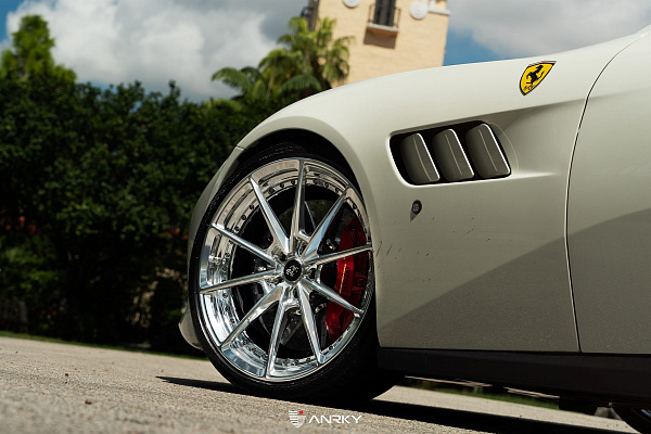 Фото дисков Anrky AN28 Полированный лак на Ferrari GTC4Lusso