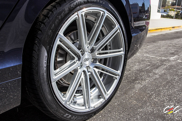 Фото дисков CEC C25 Глянцевый лак на Bentley Flying Spur II