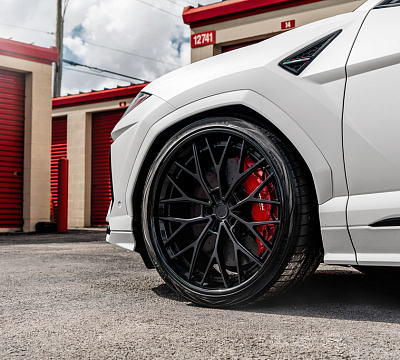 Фото дисков Anrky AN30 на Lamborghini Urus