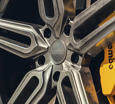 Фото дисков Vossen HF-1 на Jeep Grand Cherokee IV