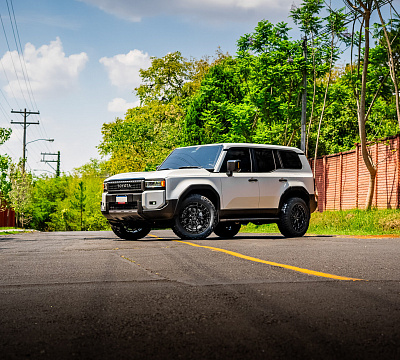 Фото дисков Vossen HFX-1 (6-Lug) на Toyota Land Cruiser Prado 250