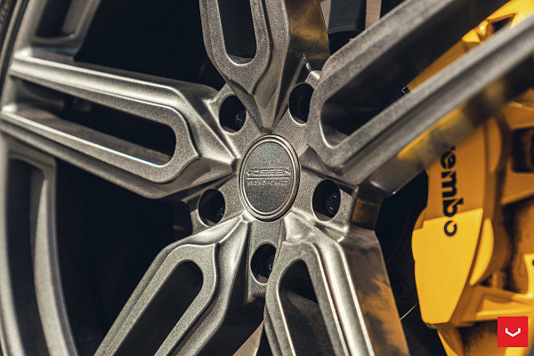 Фото дисков Vossen HF-1 Сатиновый графит на Jeep Grand Cherokee IV