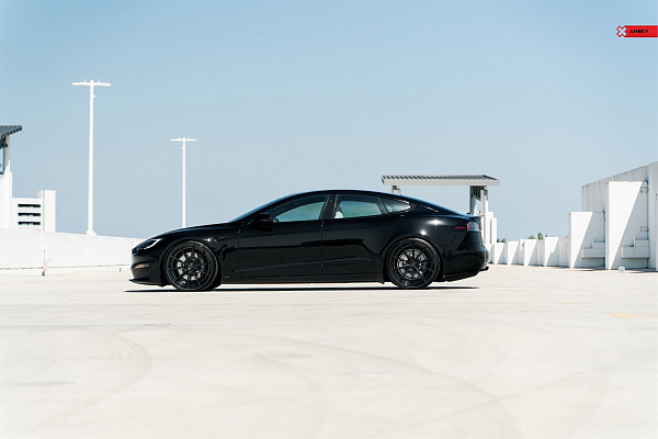 Tesla Model S Plaid