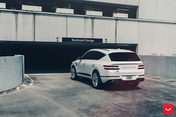 Фото дисков Vossen HF-7 Серебро на Genesis GV80