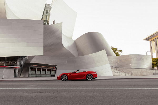 Фото дисков HRE S101 Глянцевый темный лак на Ferrari 599